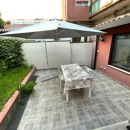 Garden House Сasa de vacaciones *